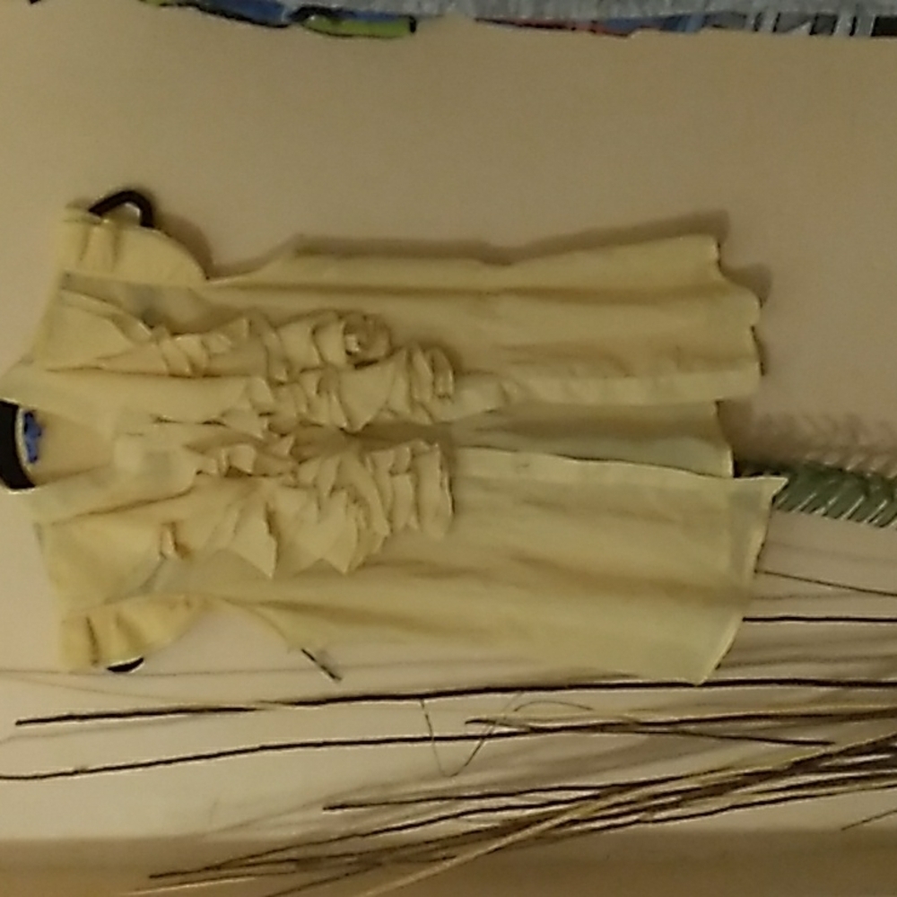 Unisono girls‎ size large yellow ruffle top